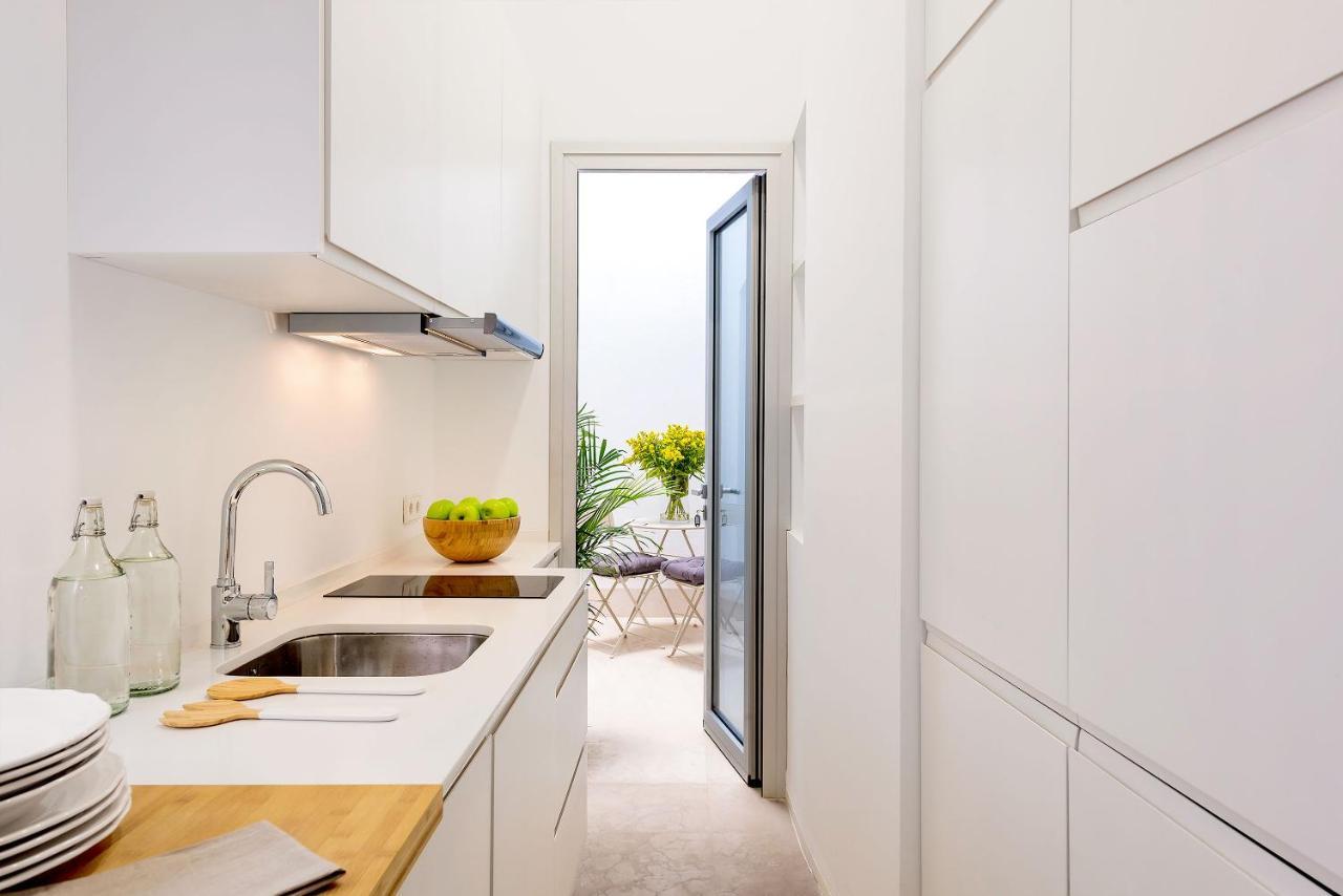 Genteel Home Santa Teresa Sevilla Bagian luar foto