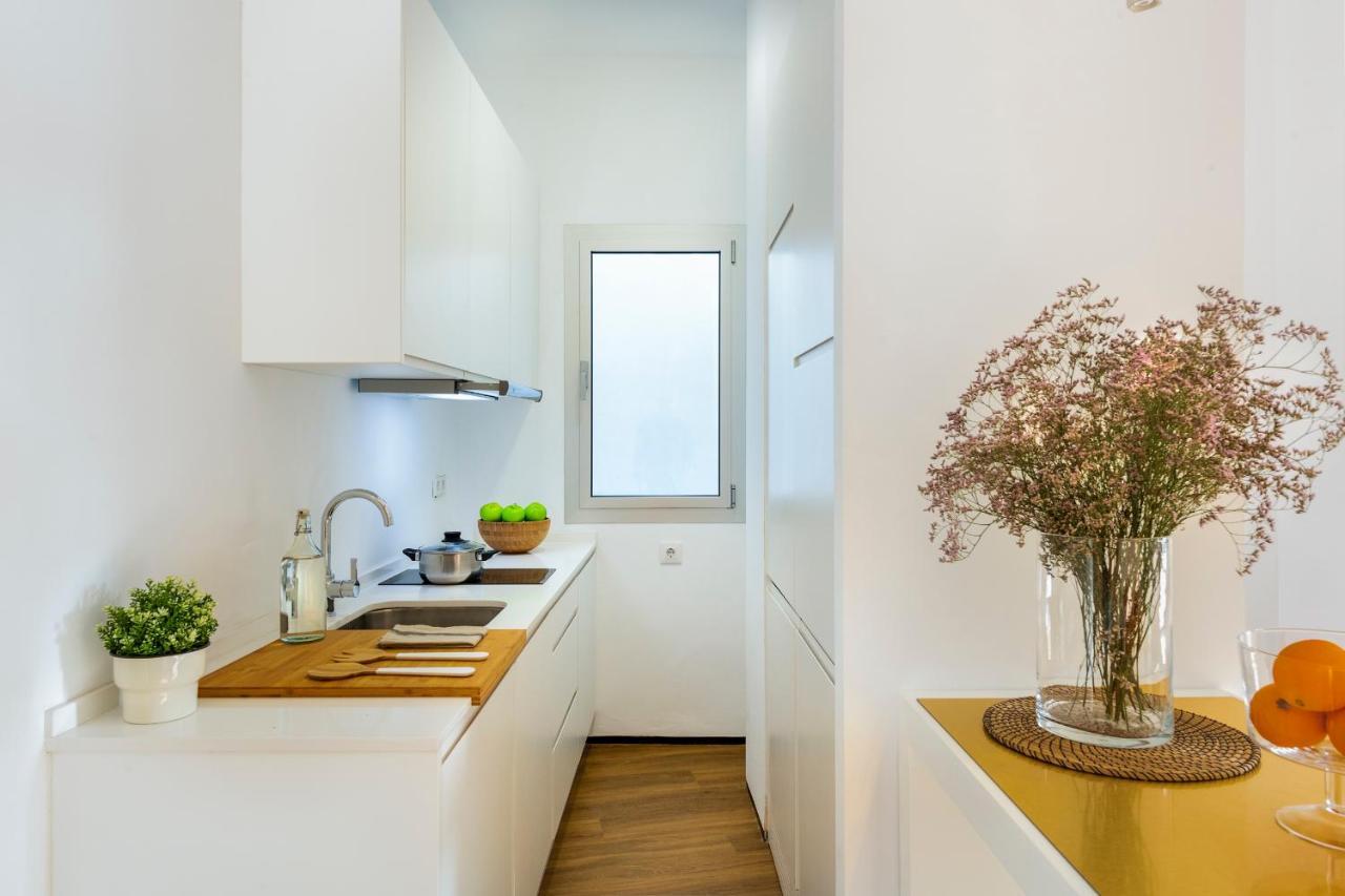Genteel Home Santa Teresa Sevilla Bagian luar foto