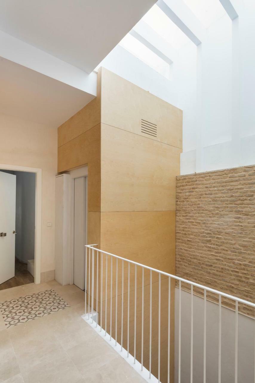 Genteel Home Santa Teresa Sevilla Bagian luar foto